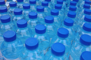 Seaweed benefits plastic